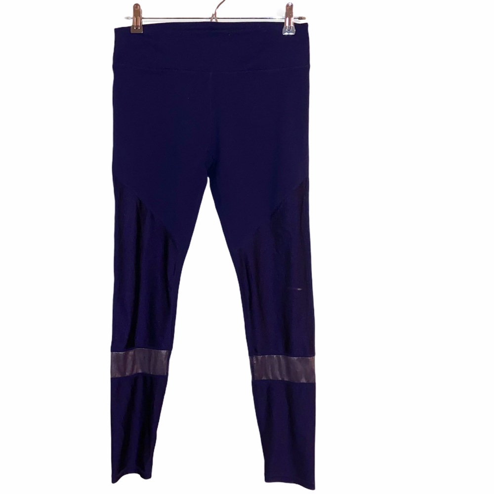Fabletics Brinley Sports Bra & Agnes leggings set - Picture 6 of 8
